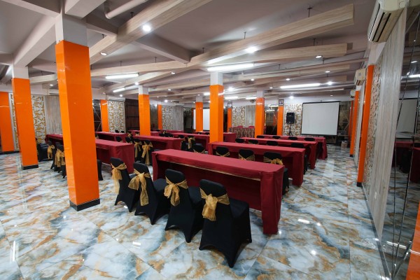 LARASATI Hall - Hotel New Puri Garden